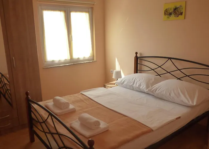 By The Sea Seline, Paklenica - 25412 Apartment Starigrad Paklenica