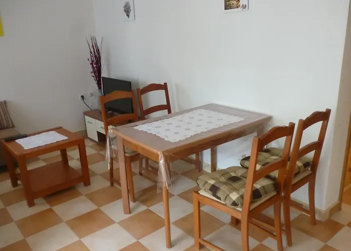 By The Sea Seline, Paklenica - 25412 Starigrad Paklenica